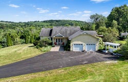 436 Eddystone Road, Grafton, Ontario K0K 2G0