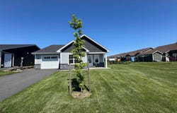 8 Elizabeth Avenue, Garlands Crossing, Nova Scotia B0N 2T0