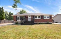 436 Bunting Road, St. Catharines, Ontario L2M3Z4