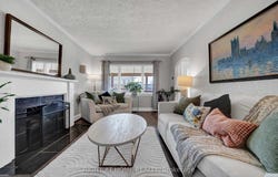 244 Oshawa Boulevard, Oshawa, Ontario L1G5S9