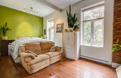 3943 Rue St-Denis, Le Plateau-Mont-Royal, QC H2W2M4, CA, Le Plateau-Mont-Royal, Quebec H2W2M4
