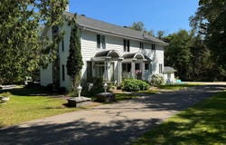 30 Rue de la Cédrière, La Malbaie, QC G5A3A4, CA, La Malbaie, Quebec G5A3A4