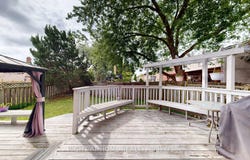 212 Delaney Drive, Ajax, Ontario L1T2B4