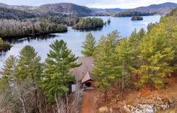 27 Ch. de la Culbute, Val-des-Monts, Quebec J8N 5K1