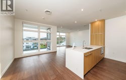 9570 Fifth Street, Sidney, British Columbia V8L2W5