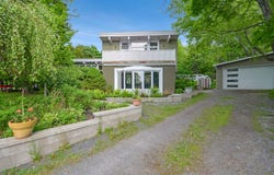 263 Rue Notre-Dame E., Rimouski, Quebec G5L2A6