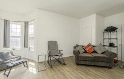 175-187 Rue King O., Les Nations, QC J1H1P4, CA, Les Nations, Quebec J1H1P4