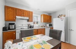 1380 Rue Gauguin, La Haute-Saint-Charles, QC G3J1K7, CA, La Haute-Saint-Charles, Quebec G3J1K7