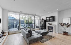207 - 1 Rainsford Road, Toronto, Ontario M4L3N5