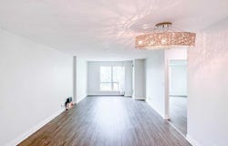 913 - 8 Lee Centre Drive, Toronto, Ontario M1H3H8