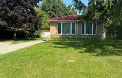 773 Elgin Street, Newmarket, Ontario L3Y5H4