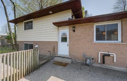 113 Martinglen Crescent, Kitchener, Ontario N2E 2A3
