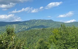 129 Ch. des Ancêtres, Mont-Tremblant, Quebec J8E 1H4