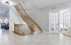 418 Mapleton Avenue, Barrie, Ontario L4N0Z9