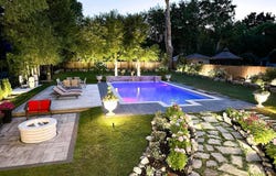10 Yongeview Avenue, Richmond Hill, Ontario L4C7A4