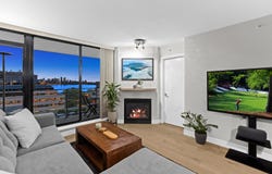 175 1st Street, North Vancouver, British Columbia V7M3N9