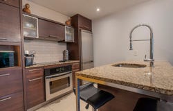 801 Rue de la Commune E., Montréal, Quebec H2L0A3
