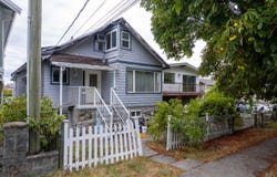 4011 Kamloops Street, Vancouver, British Columbia V5R 1X5
