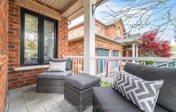 5467 Blue Spruce Avenue, Burlington, Ontario L7L7C6
