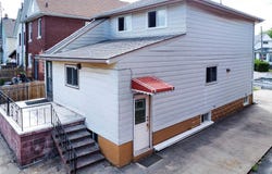 5023 Kitchener Street, Niagara Falls, Ontario L2G1A9
