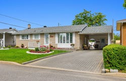 492 Rue Mercier, Gatineau, QC J8P6B2, CA, Gatineau, Quebec J8P6B2