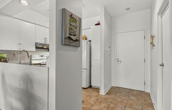 305 Rue Laviolette, Saint-Jérôme, Quebec J7Y4H7