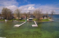 201 Cedar Island Road, Orillia, Ontario L3V 1T2