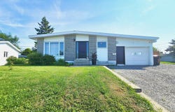 421 Rue Marchand, Matane, Quebec G4W2J7