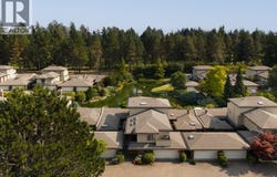 2345 Cedar Hill Cross Road, Oak Bay, British Columbia V8P5M8