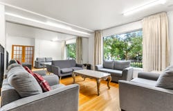 1295 Rue Brochu, Saint-Laurent, Quebec H4N1V1