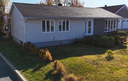 49 Rue des Sorbiers, Port-Cartier, QC G5B1T1, CA, Port-Cartier, Quebec G5B1T1