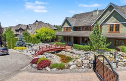 3228 164a Street, Surrey, British Columbia V3Z 0G5