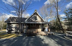 790 Depot Road, East Kemptville, Nova Scotia B5A 5P4