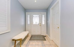 963 Hampton Crescent S, Mississauga, Ontario L5G4G7