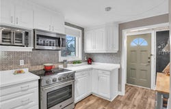 296 Weber Street E, Waterloo, ON, Kitchener, Ontario N2H-1G2