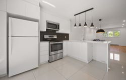 9222 Av. André-Grasset, Ahuntsic-Cartierville, Quebec H2M2B3