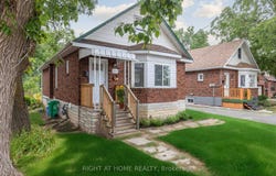 1310 CLONSILLA Avenue, Peterborough Central, Ontario K9J5Z2