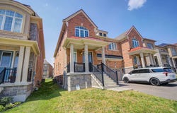 290 Silk Twist Drive, East Gwillimbury, Ontario L9N0V4