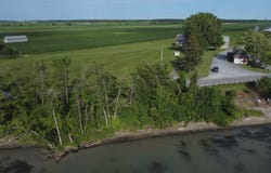 Ch. des Patriotes, Saint-Charles-sur-Richelieu, Quebec J0H2G0