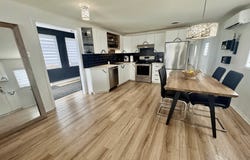 33 Av. De Verchères, Baie-Comeau, Quebec G4Z2V2
