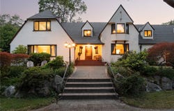 3290 Upper Terrace Rd, Oak Bay, British Columbia V8R 6E6