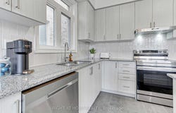 29 Pear Blossom Way, East Gwillimbury, Ontario L9N0T3