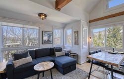 123 Ch. au Pied-de-la-Montagne 2176, Mont-Tremblant, Quebec J8E 2M3