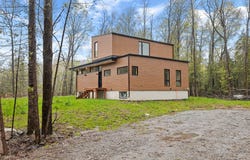 15 Ch. McGarry, La Pêche, Quebec J0X3G0