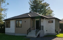 52 Rue François-Lemaître, Saint-Jean-sur-Richelieu, Quebec J2W2B3