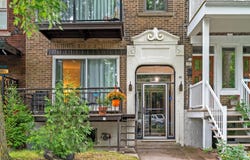 861 Av. Stuart, Montréal, Quebec H2V3H7