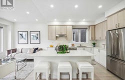 2632 Delphinium Trail, Pickering, Ontario L1X2R2