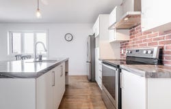745 Rue Filion 403, Saint-Jérôme, Quebec J7Z 0G7