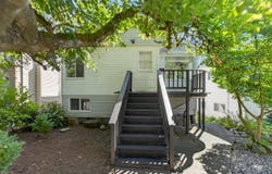 2218 E 11th Avenue, Vancouver, British Columbia V5N 1Z6
