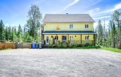 556 Ch. du Village, Morin-Heights, Quebec J0R 1H0